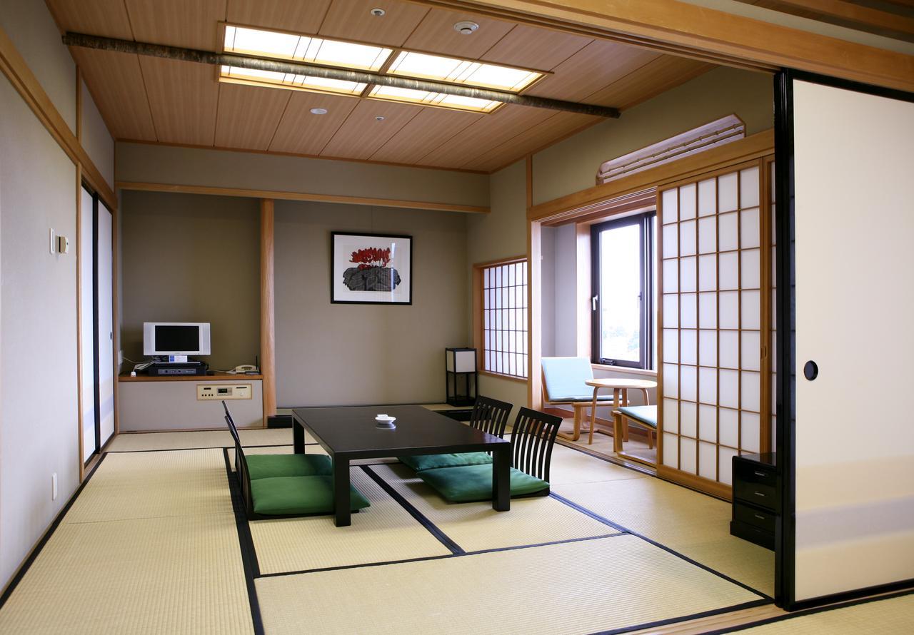Hotel Hamatsu Koriyama  Buitenkant foto